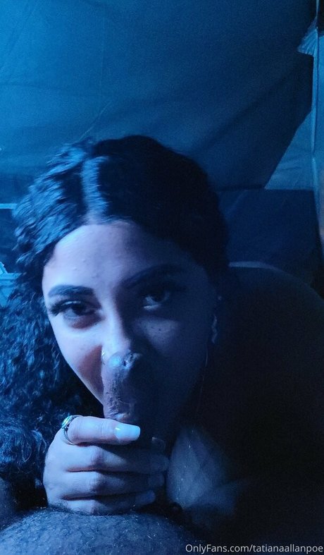 annieallanpoe exclusive model photo