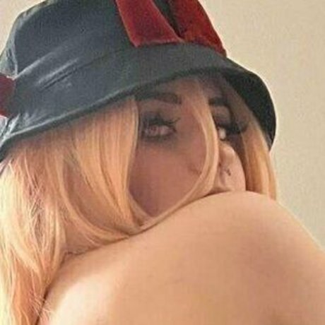 shemale handjob onlyfans art naked archive