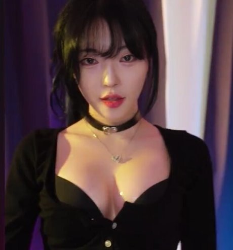 yoon froggy pornstar naked archive