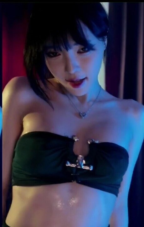 yoon froggy free actress images