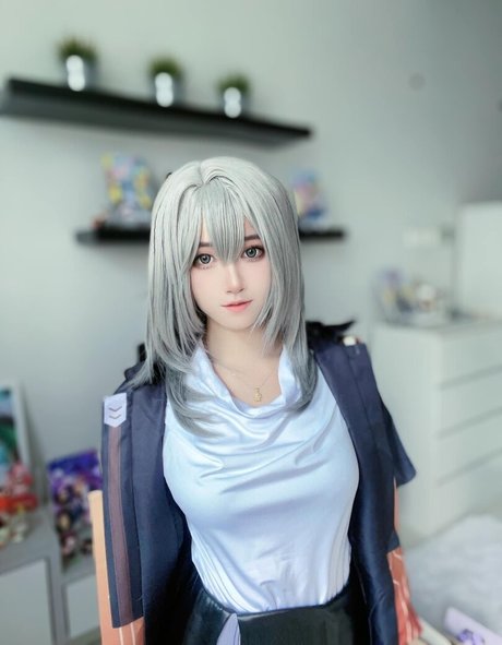 Arisa Cosplay perfect star pictures