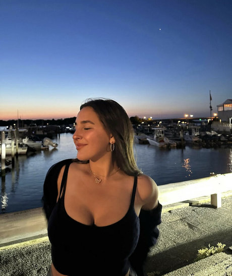 Layla Khalily pornstar nice gallery