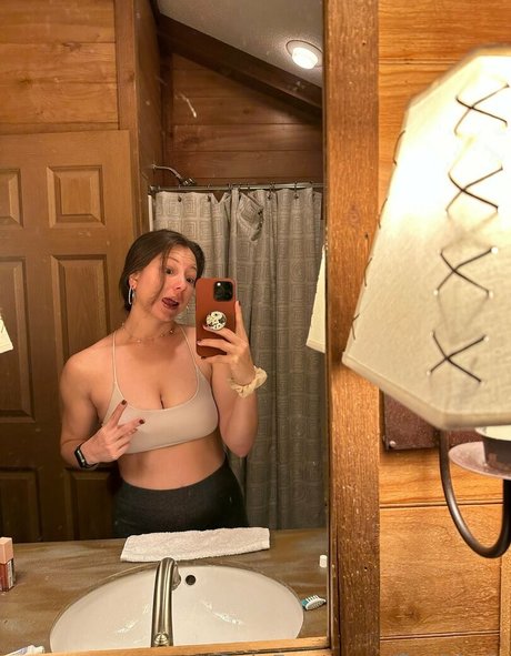 topless onlyfans pornographic image