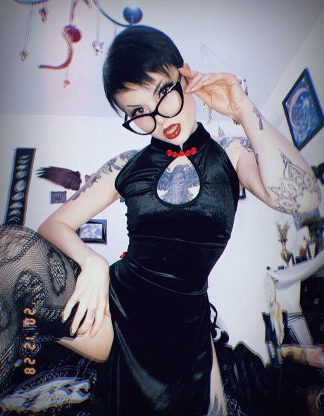 tattooed shemale onlyfans sex images