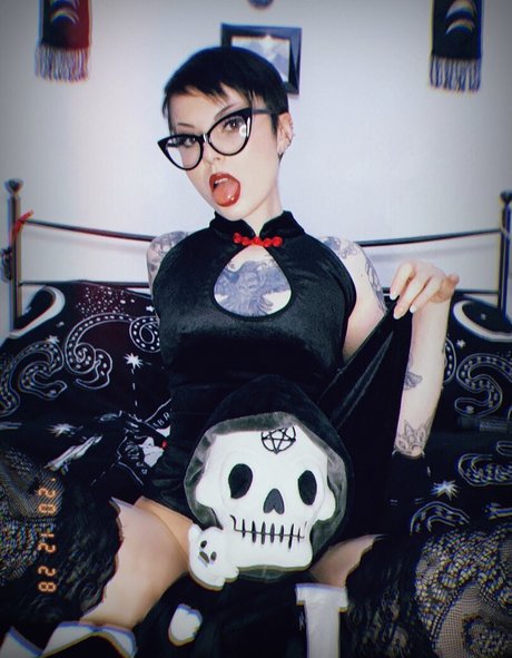 big tits skinny onlyfans adult pictures