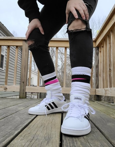 mythicmaggie star top photo