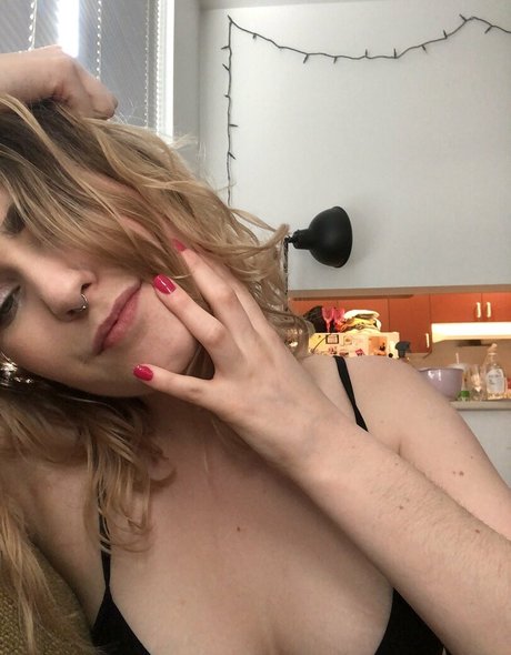 hhannahraee perfect model pictures