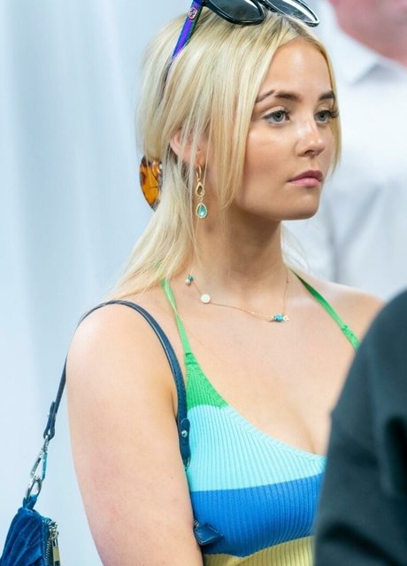 Amelia Eve Gibson exclusive actress gallery