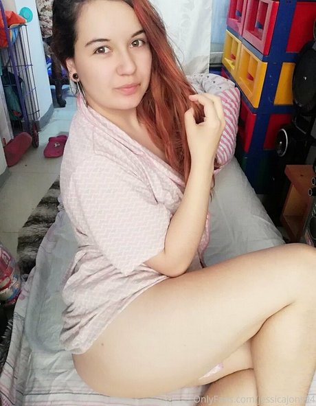 skinny babe onlyfans hd image