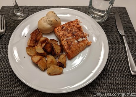 gutfuzz perfect pornstar photo