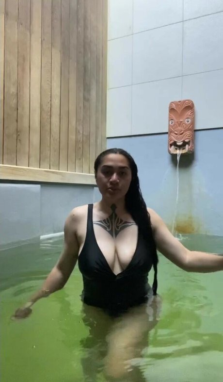 Hinemaori nude pornstar photos