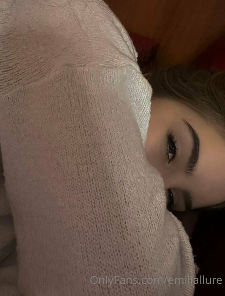 Emiliallure pornstar pretty pics