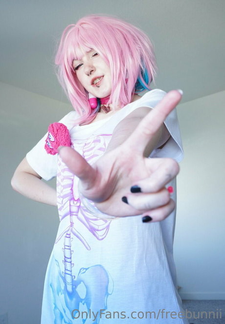 freebunnii star beautiful photos