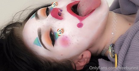 freebunnii pornstar adult picture