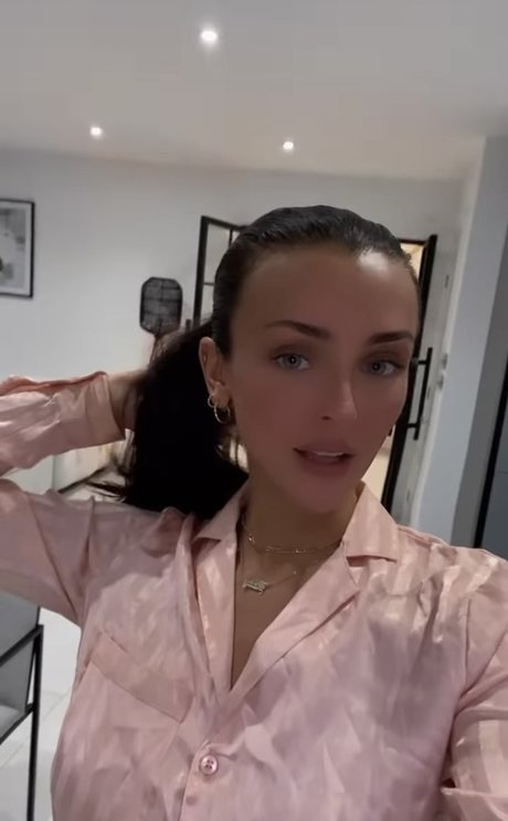 Kady McDermott erotic star gallery