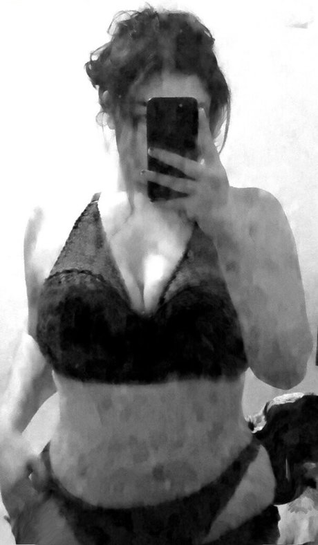 sar eliii adult star pictures