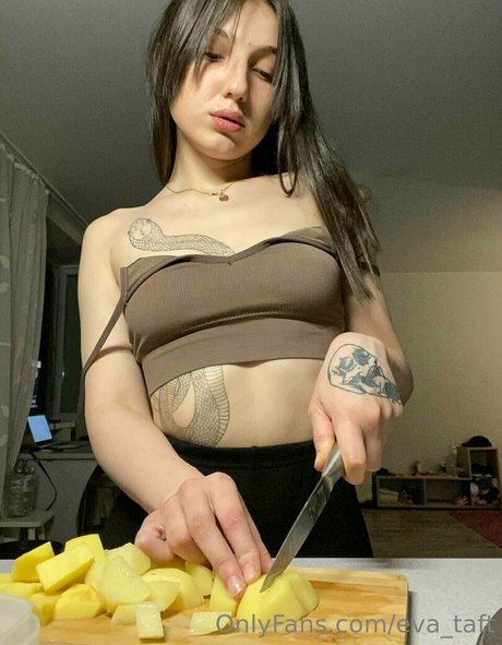 latina solo onlyfans sexy image