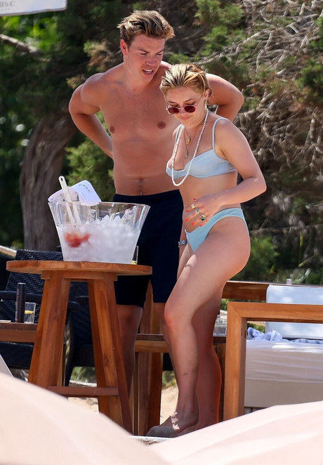 thai teen onlyfans free porn photos