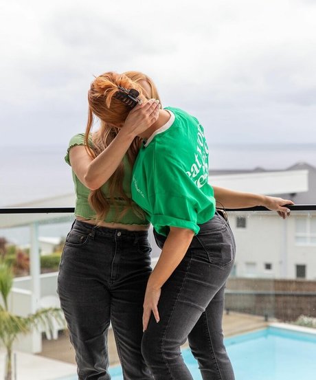 tiktok stars onlyfans naked images