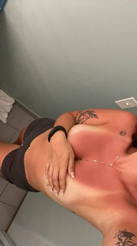 Ajeacoma erotic star picture