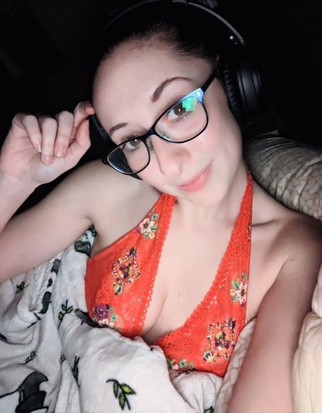 Ellie Hayden xxx actress pic