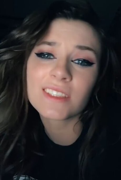 izassassin sex model images