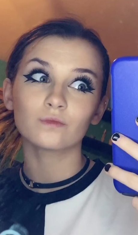 horny teen onlyfans adult img