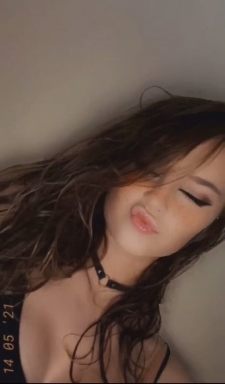 izassassin model high quality photos