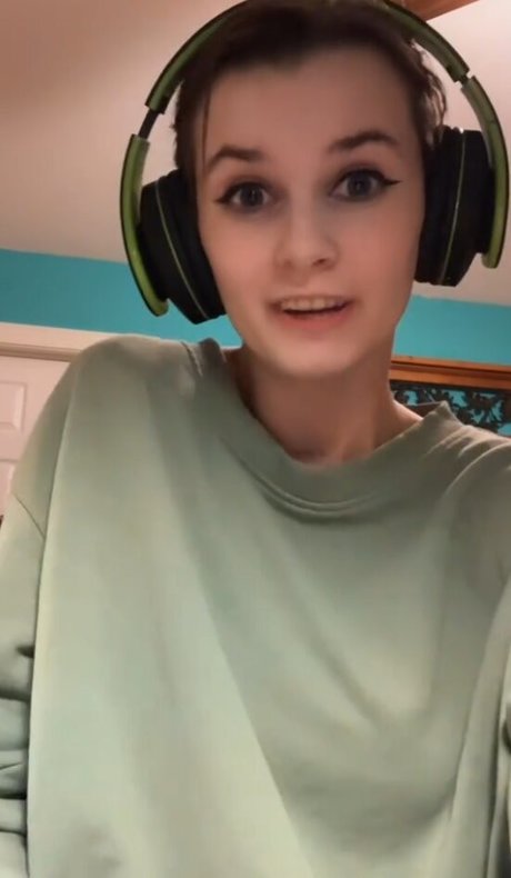 izassassin sex actress galleries