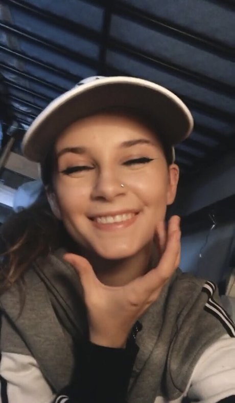 milf yoga onlyfans art naked archive