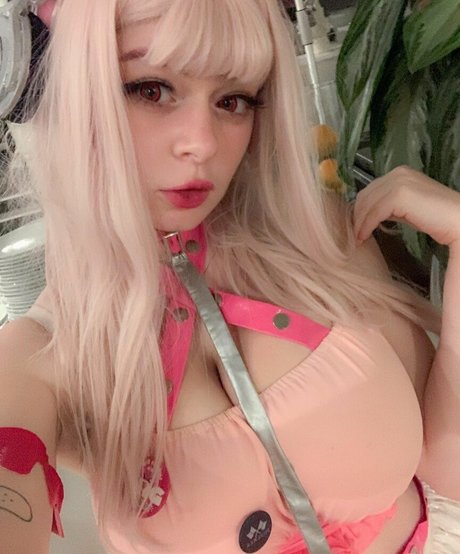 Realfrogg erotic model pictures