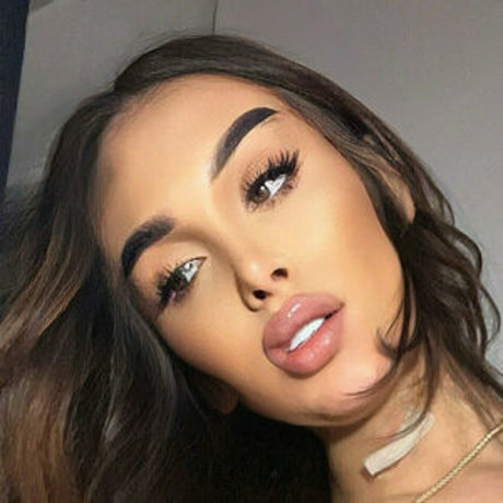 onlysaraluna pornstar beautiful pictures