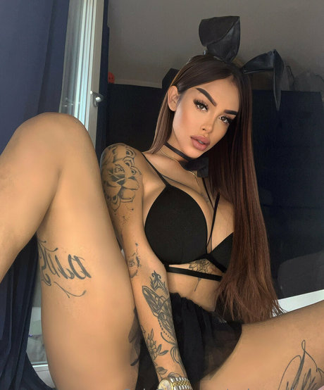 onlysaraluna star nudes archive