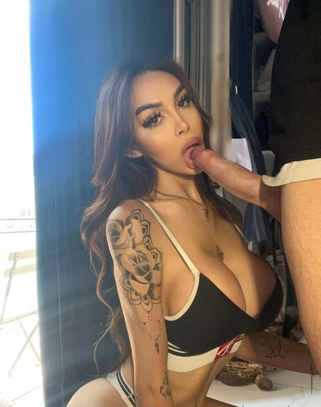 onlysaraluna pornstar top images