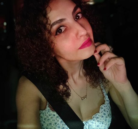 Nina Infinity Profile photo