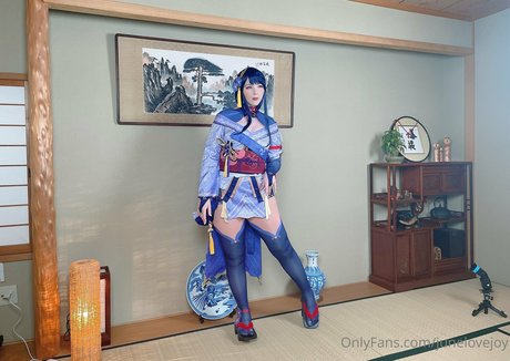 junelovejoy exclusive actress picture