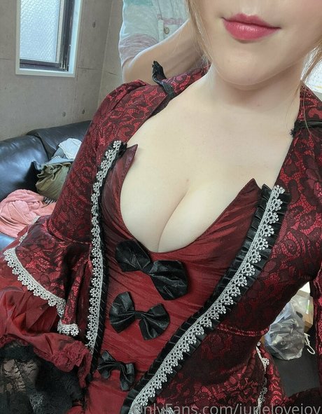 junelovejoy model nudes pic