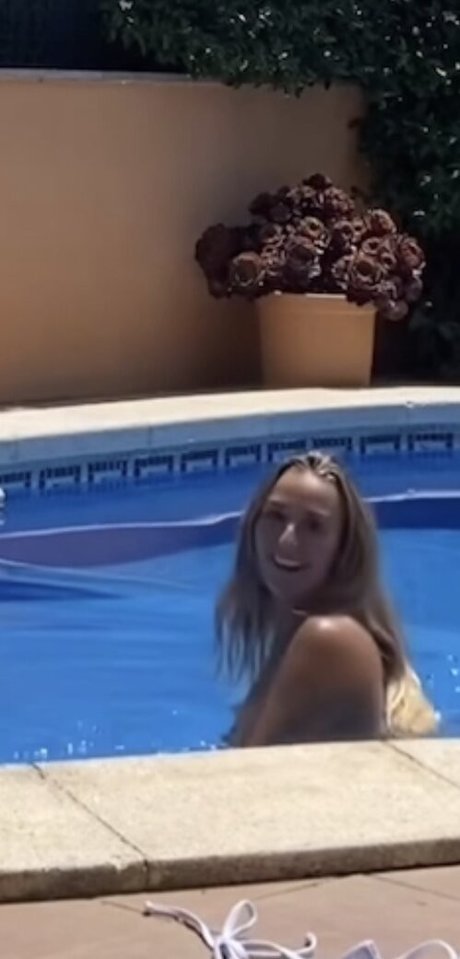 Maria Fontanals Coll model xxx img