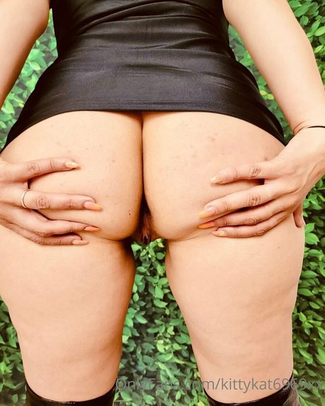 teen lingerie onlyfans pornographic pictures