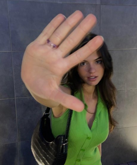 Beatrice Barichella xxx star gallery