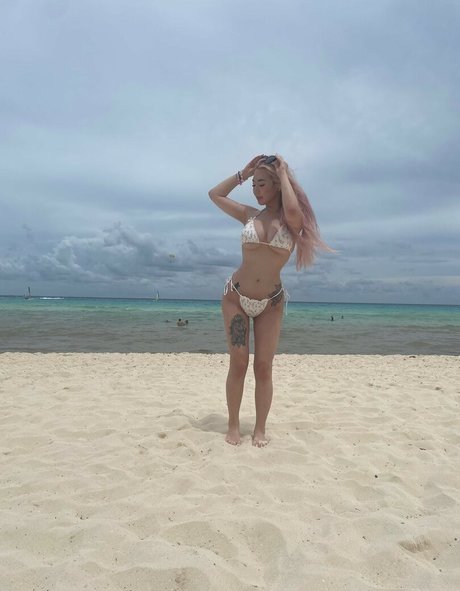 kaylan exclusive model photo