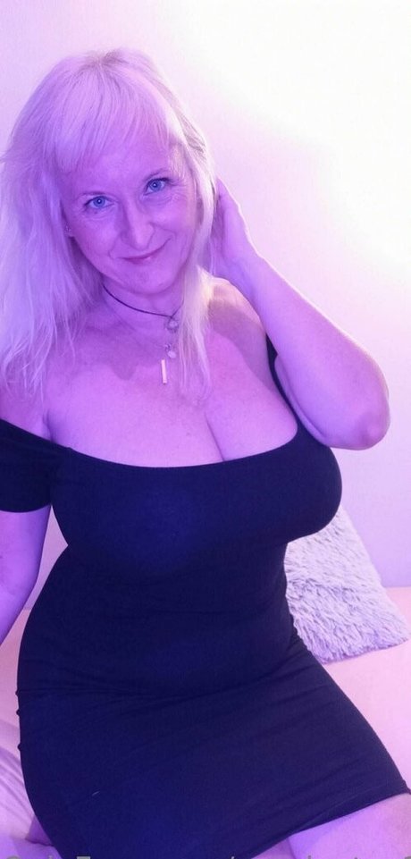 monicutex2 star sex pic