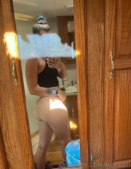 rickikitti star free image