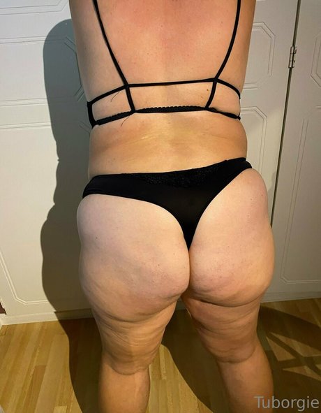 tuborgie star exclusive pictures