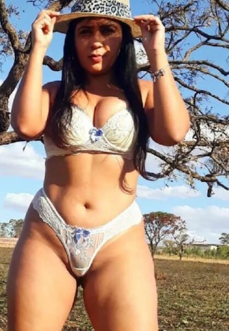 Lia Castro model sex img