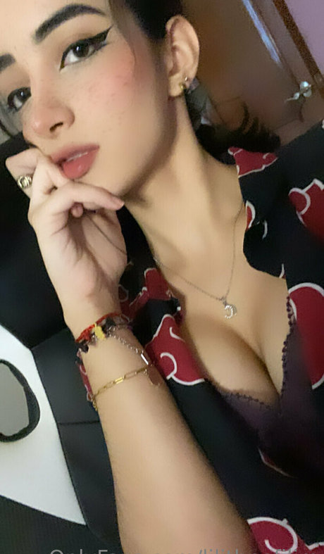 lilithnefilim model top pictures