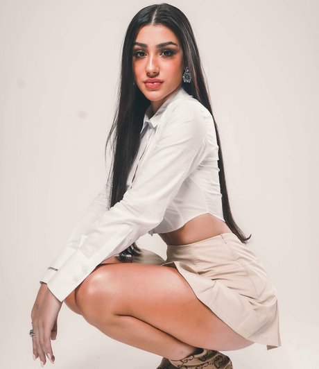 Bia Miranda porn actress gallery