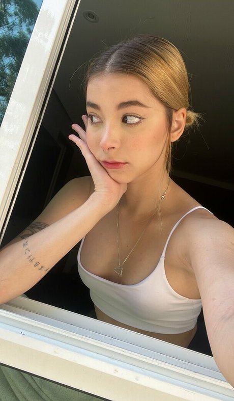 Thaiga exclusive actress picture