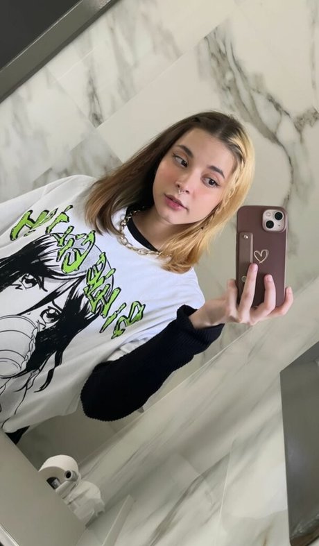 Thaiga pornstar xxx photos