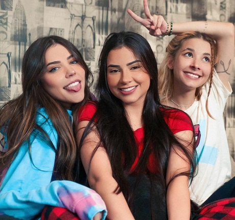 Thaiga star beautiful pic